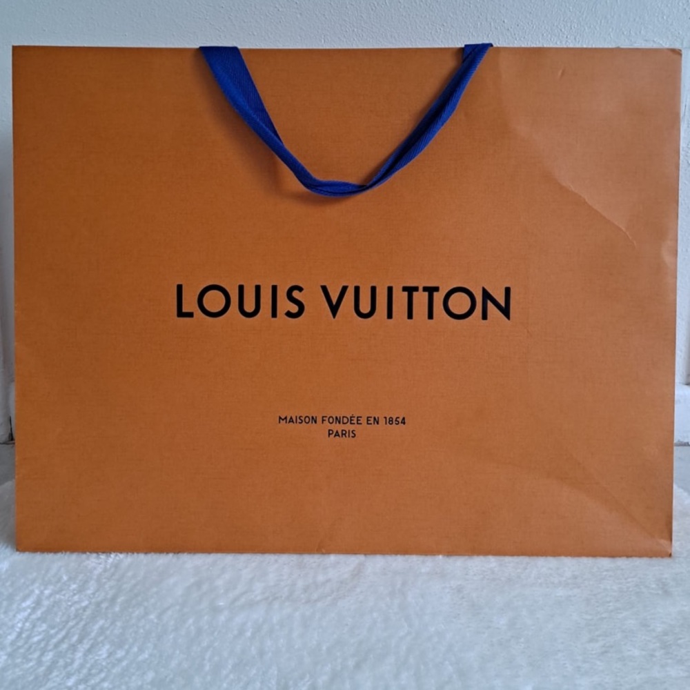 Shopping bags Louis Vuitton ORIGINAL and+designers